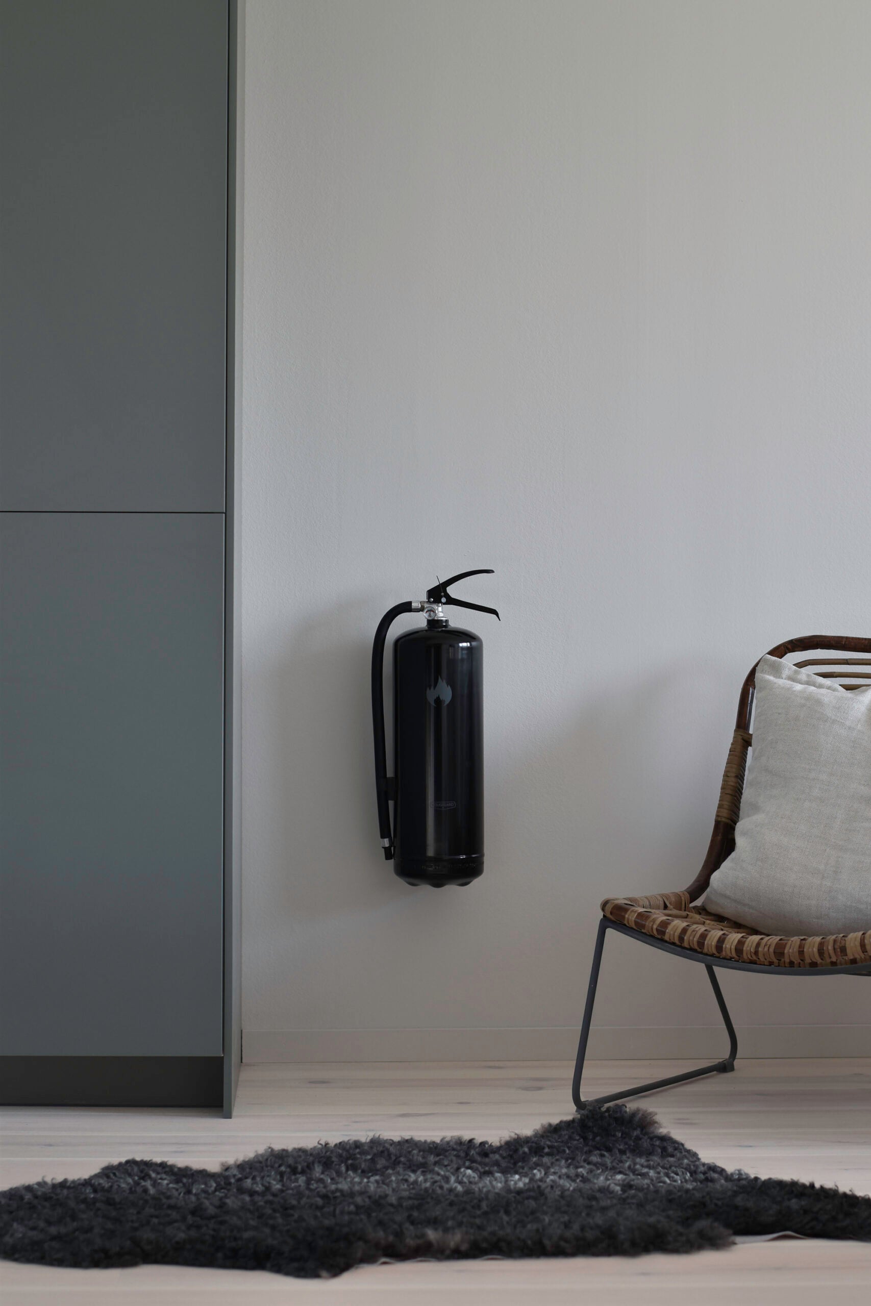 Housegard design pulverslukker - 6 kg, sort